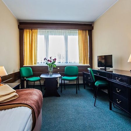 Olimpia Aparthotel Poznan Ngoại thất bức ảnh